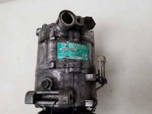  Air conditioner compressor 