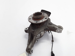 RENAULT Laguna III (2007–2015) Front wheel hub 400150006R - 2