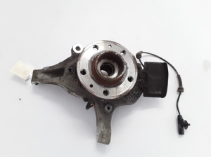 Front wheel hub - 400150006R 