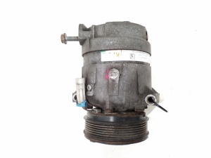  Air conditioner compressor 