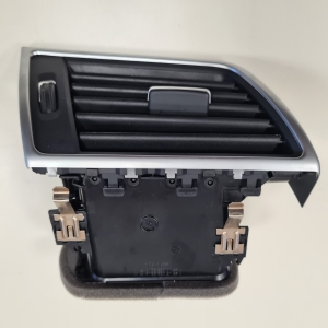 Mercedes Benz GLE-Class 166 (2015–2018) Dashboard air vent grilles A1668300154 2A17 - 4