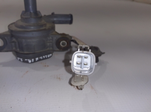 TOYOTA Hilux (2015–2020) Auxiliary water pump 161B047010 - 3