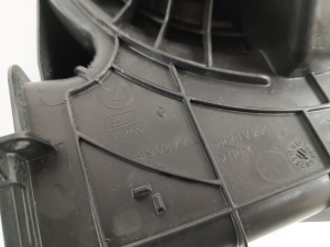 BMW X5 E70 (2006–2013) Heizungsgebläsemotor 990877 - 2
