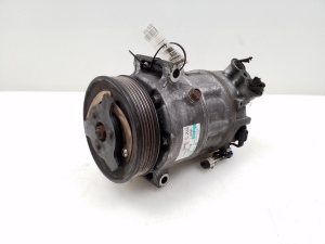  Air conditioner compressor 