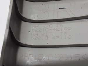 TOYOTA RAV 4 A5 (2019–2026) Esipiilari siseviimistlus 6221042100 - 3