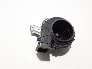   Heater blower motor  - G923033050 