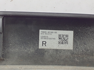TOYOTA RAV 4 A5 (2019–2026) Tagumise poritiiva liist 7560542160 - 4