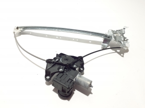 TOYOTA RAV 4 A5 (2019–2026) Aizmugurējo durvju logu pacēlājs 6980342060 - 3