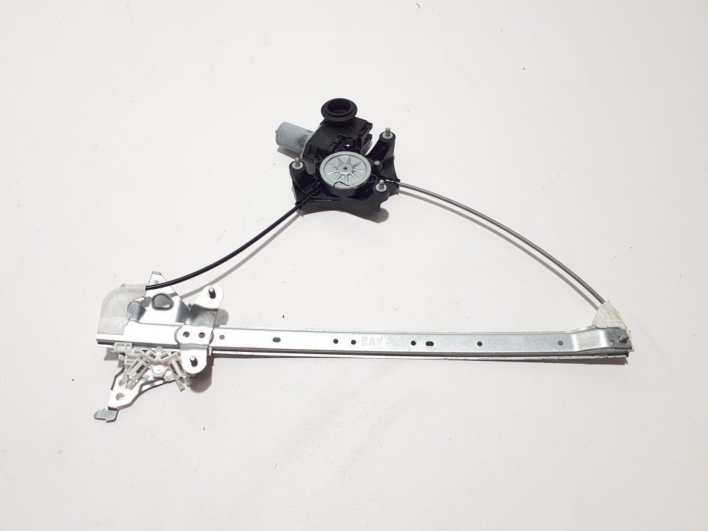 TOYOTA RAV 4 A5 (2019–2026) Aizmugurējo durvju logu pacēlājs 6980442060 TOYOTA RAV 4 A5 (2019–2026) Aizmugurējo durvju logu pacēlājs 6980442060