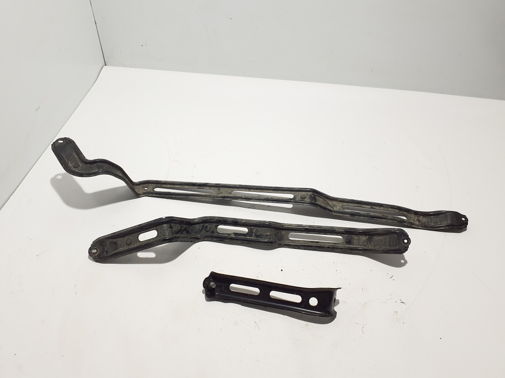 TOYOTA RAV 4 A5 (2019–2026) Other bracket 5872342040 TOYOTA RAV 4 A5 (2019–2026) Other bracket 5872342040