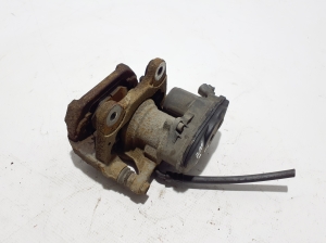 TOYOTA RAV 4 A5 (2019–2026) Tagumine pidurisadul 4783042100 - 2
