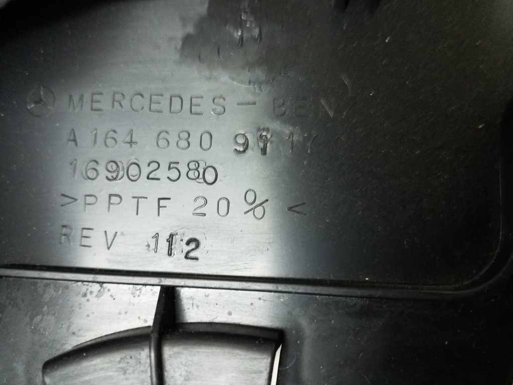 MERCEDES-BENZ M-Class W164 (2005-2011) Other Interior Parts A1646809117 20980468