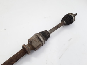 RENAULT Clio II (1998–2005) Front drive shaft and its parts 8201187708 - 2
