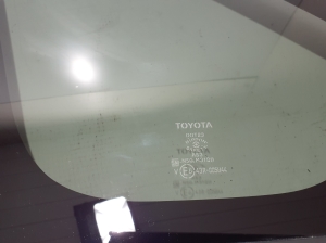 TOYOTA RAV 4 A5 (2019–2026) Seitenscheibe hinten (Karosserie) 6272042390 - 2