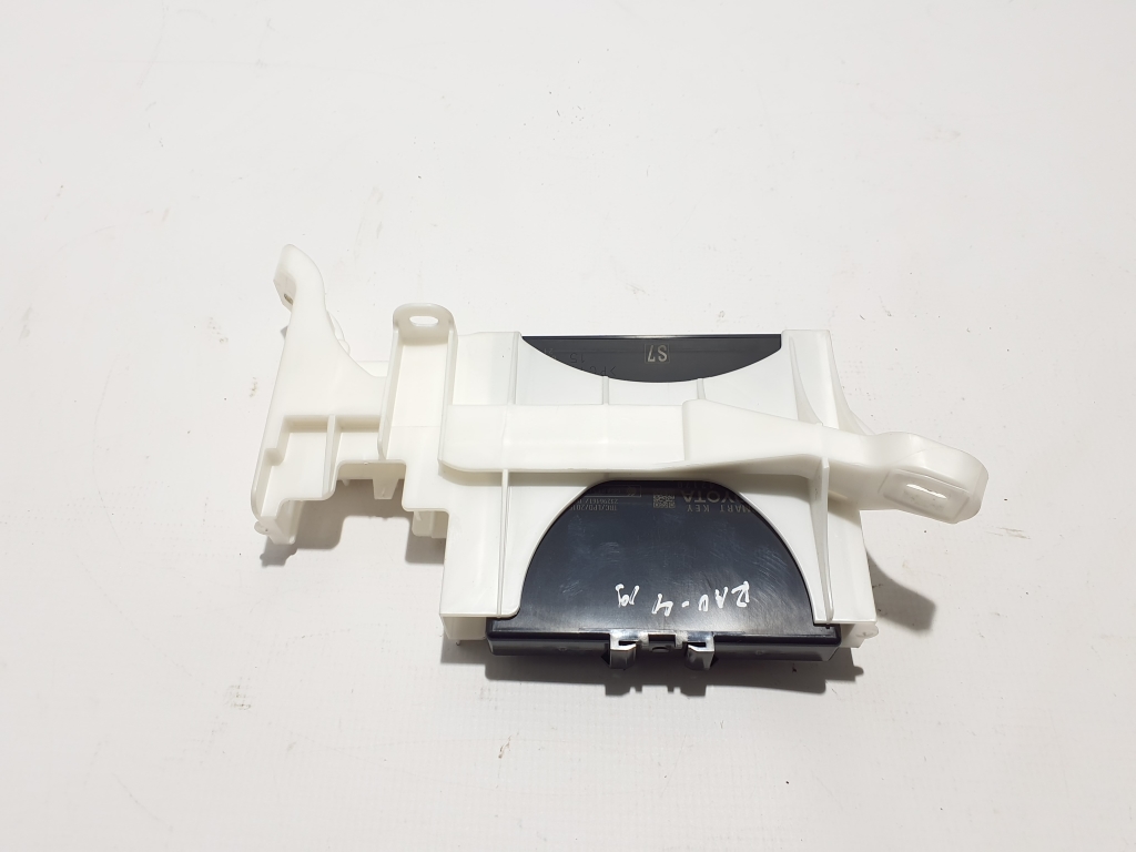 TOYOTA RAV4 5 generation (XA50) (2018-2024) Centrālās atslēgas / bloķēšanas vadības bloks 8999042170 23346086