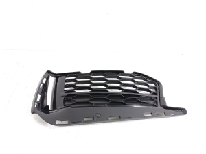 BMW 5 SERIES G30 (2016–2026) Priekšējā bampera apakšējā reste 8099167 - 3