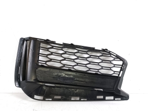 BMW 5 SERIES G30 (2016–2026) Front bumper lower grille - 2