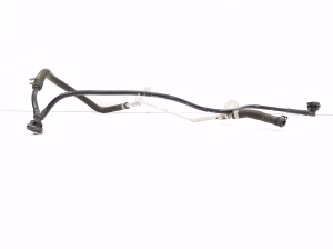 Mercedes Benz B-Class 246 (2011–2017) Hose A2425011425 - 2