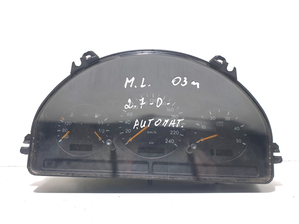 Mercedes Benz ML-Class 163 (1998–2005) Mērinstrumentu panelis A1635404011 Mercedes Benz ML-Class 163 (1998–2005) Mērinstrumentu panelis A1635404011