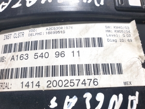 Mercedes Benz ML-Class 163 (1998–2005) Mērinstrumentu panelis A1635409611 - 3