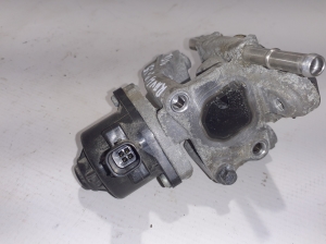 TOYOTA RAV 4 A5 (2019–2026) Ventil Abgasrückführung 2562025040 - 3