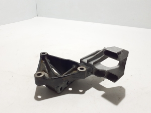 TOYOTA RAV 4 A5 (2019–2026) Engine bracket 1231525030 - 3