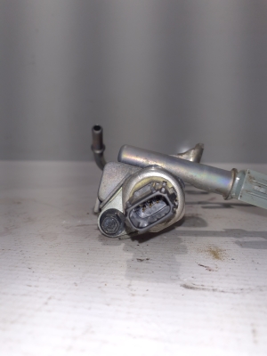 TOYOTA RAV 4 A5 (2019–2026) Kõrgsurve kütusetoru 2381425021 - 3