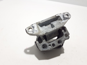 TOYOTA RAV 4 A5 (2019–2026) Käigukasti padi 1230625020 - 3