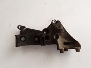   Alternator bracket  - 8200393718  