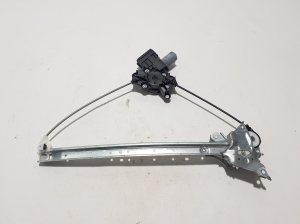 TOYOTA RAV 4 A5 (2019–2026) Front door window regulator 6980242070 - 3