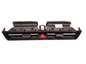   Dashboard air vent grilles  - 97410-AT000SA1 