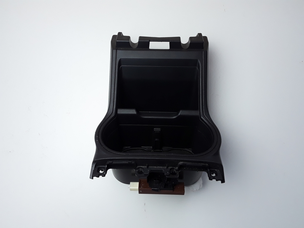 Subaru Forester SK (2018–2026) Getränkehalter 92121SJ581 Subaru Forester SK (2018–2026) Getränkehalter 92121SJ581