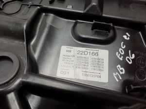 Mercedes Benz EQC N293 (2019–2026) Aizmugurējo durvju logu pacēlājs A2537308202 - 2