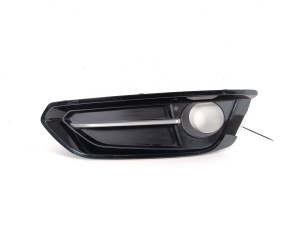 Front bumper fog lamp cover - 51117343731