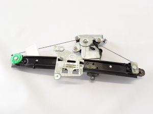 VOLVO XC70 (2000–2007) Rear side door window regulator 31253719 - 3