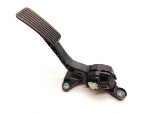   Accelerator pedal  - 35190-2J100 