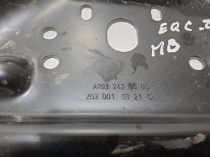 Mercedes Benz EQC N293 (2019–2026) Ātrumkārbas kronšteins A2932420000 - 2