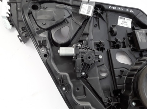 VOLVO V40 (2012–2019) Rear side door window regulator 31276217 - 3