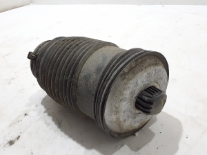 Mercedes Benz EQC N293 (2019–2026) Aizmugurējā tilta gaisa piekares spilvens A2053200125 - 2