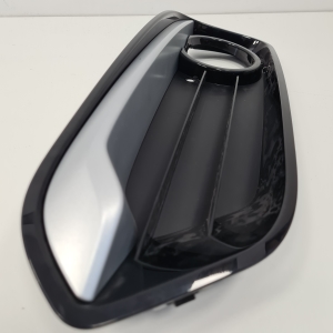 BMW 1 SERIES F20 (2010–2026) Priekšējā bampera apakšējā reste 51117383757 - 4