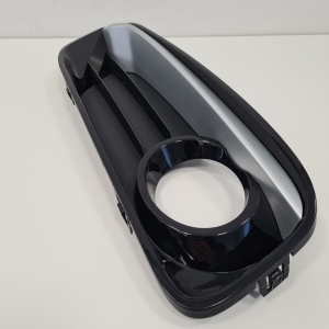 BMW 1 SERIES F20 (2010–2026) Priekšējā bampera apakšējā reste 51117383757 - 5