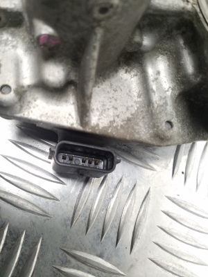 NISSAN X-Trail T32 (2013–2021) Ventil Abgasrückführung H8201061904 - 4