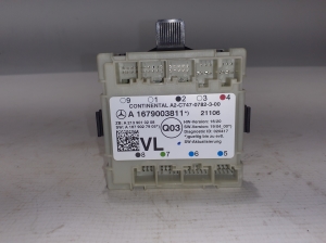 Mercedes Benz EQC N293 (2019–2026) Front door control unit A1679003811 - 2