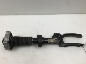 Front shock absorber and its components - 7L8413031E