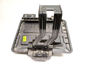 Kia Niro EX (2022–2026) Battery holder 37150-AO000 - 3