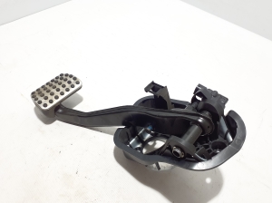  Brake pedal 