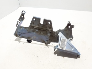 Other part under the hood - A2935454900