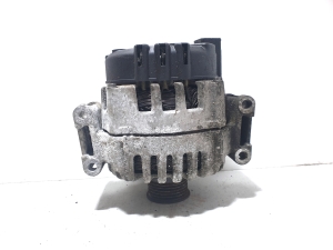 Mercedes Benz C-Class 204 (2007–2014) Lichtmaschine A0009067702