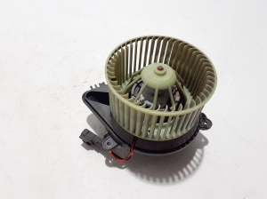 Moteur de ventilateur d’habitacle - 7701205478