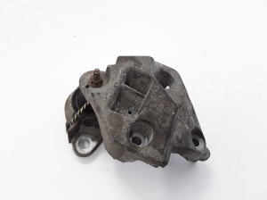 RENAULT Clio II (1998–2005) Engine mount 8200267625 - 2